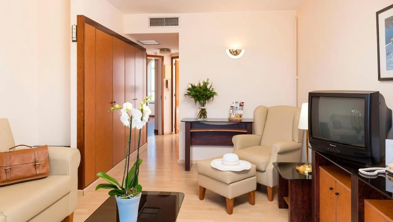 Aparthotel Apartamentos Guitart Lloret de Mar
